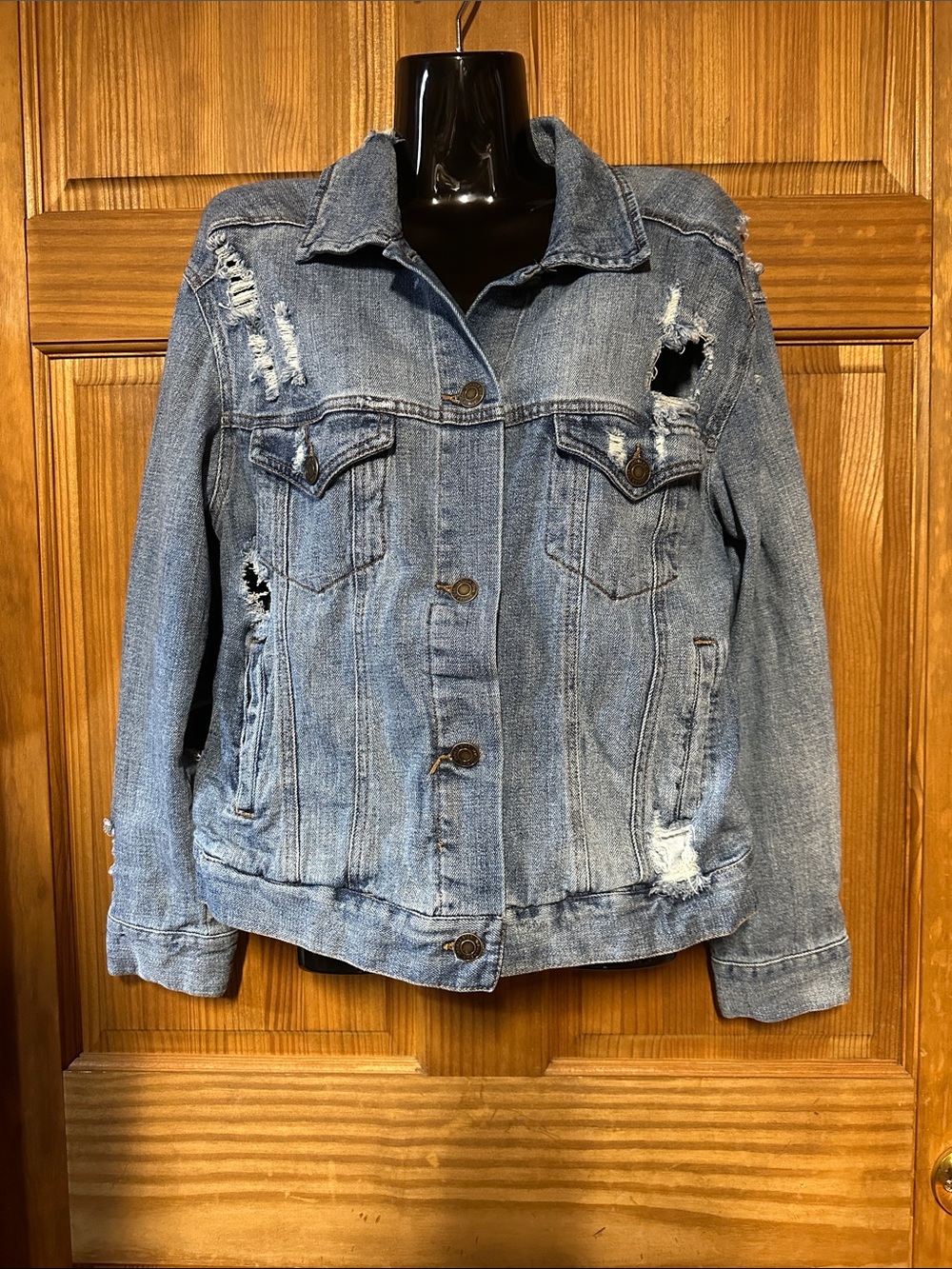Vanilla Star Light Blue Distressed Denim Jacket Size M